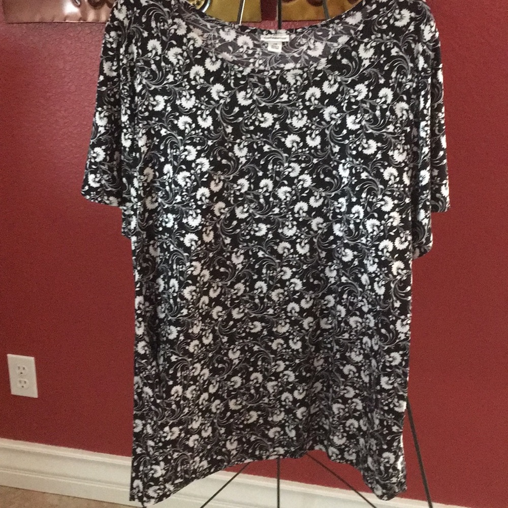 Black with white print blouse